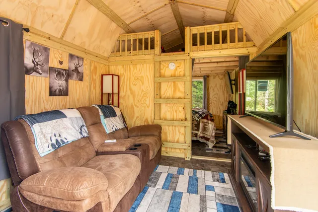 $89,900 | 8532 West 1st Street, Idlewild, MI 49642