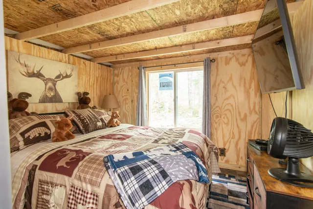 $89,900 | 8532 West 1st Street, Idlewild, MI 49642