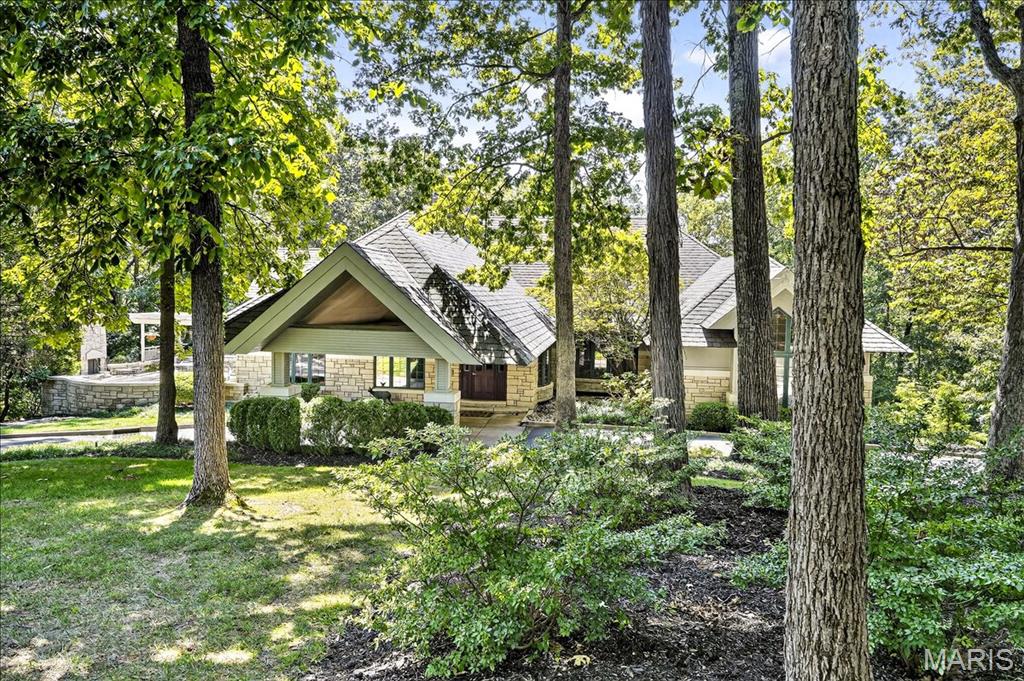 16916 Pacland Ridge Drive Chesterfield, MO 63005 - Photo 1 of 97
