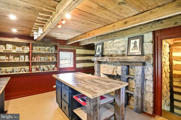 $699,900 | 45 Cougar Hollow Road, Romney, WV 26757
