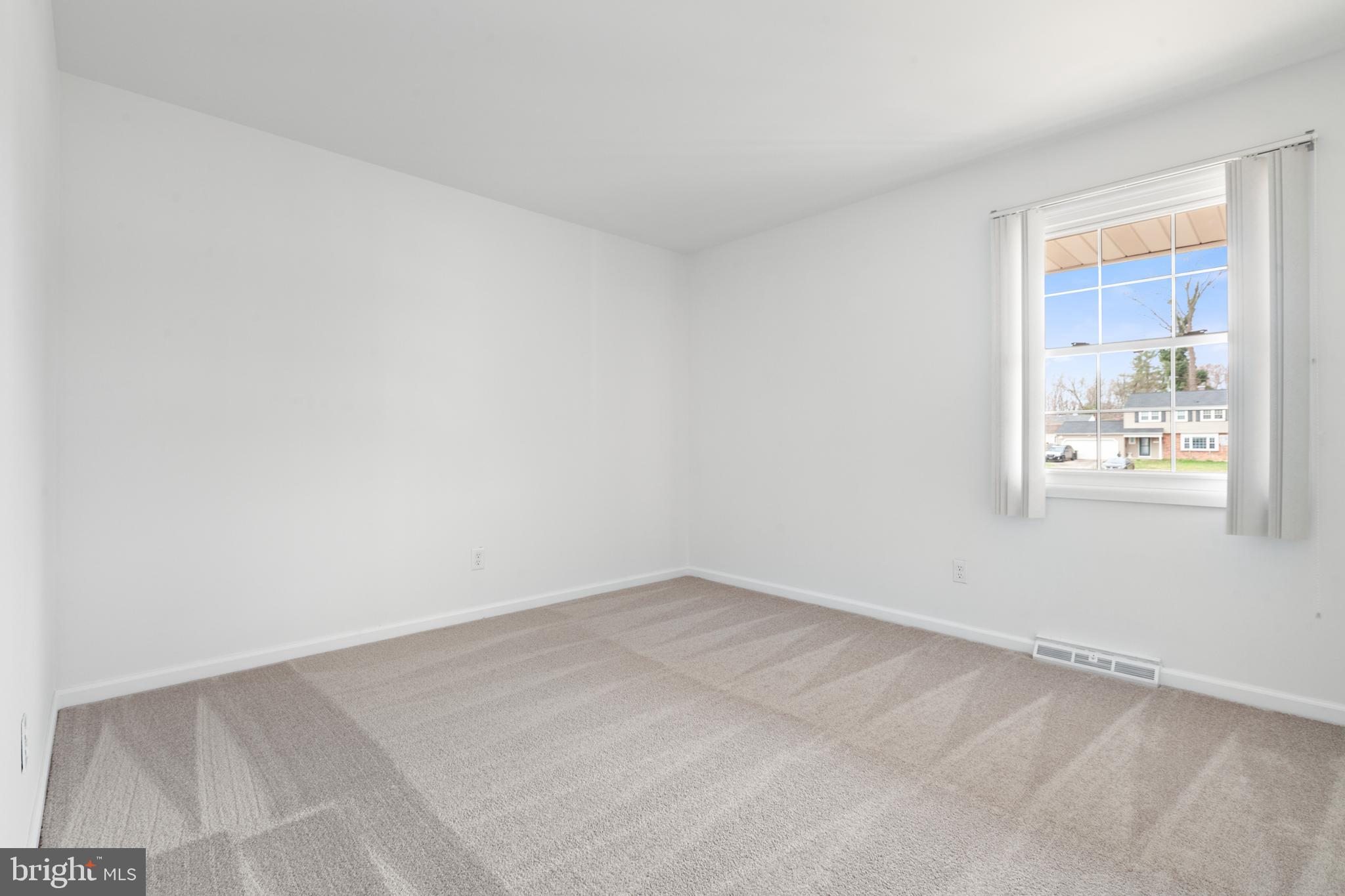 213 Chell Road Joppa, MD 21085 - Photo 22 of 45 Roomy