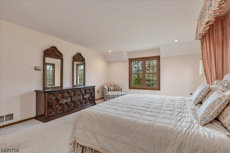 20 William Penn Road Warren, NJ 07059 - Photo 17 of 39