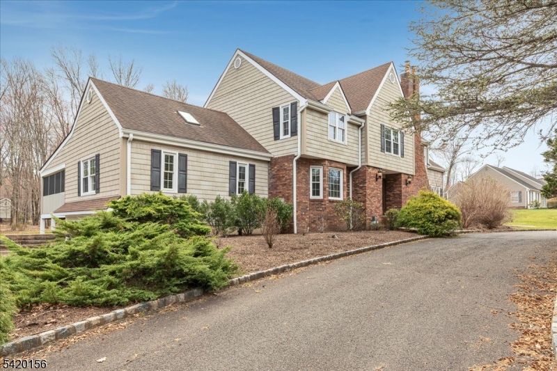 20 William Penn Road Warren, NJ 07059 - Photo 2 of 39