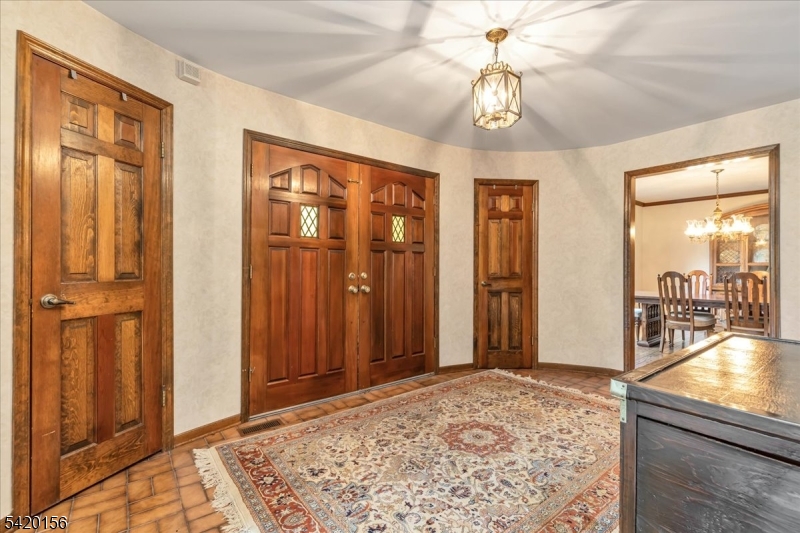 20 William Penn Road Warren, NJ 07059 - Photo 5 of 39