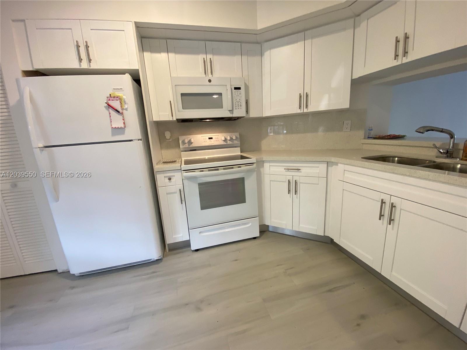 8807 Southwest 130th Place, Unit 102 Miami, FL 33186 - Photo 10 of 55
