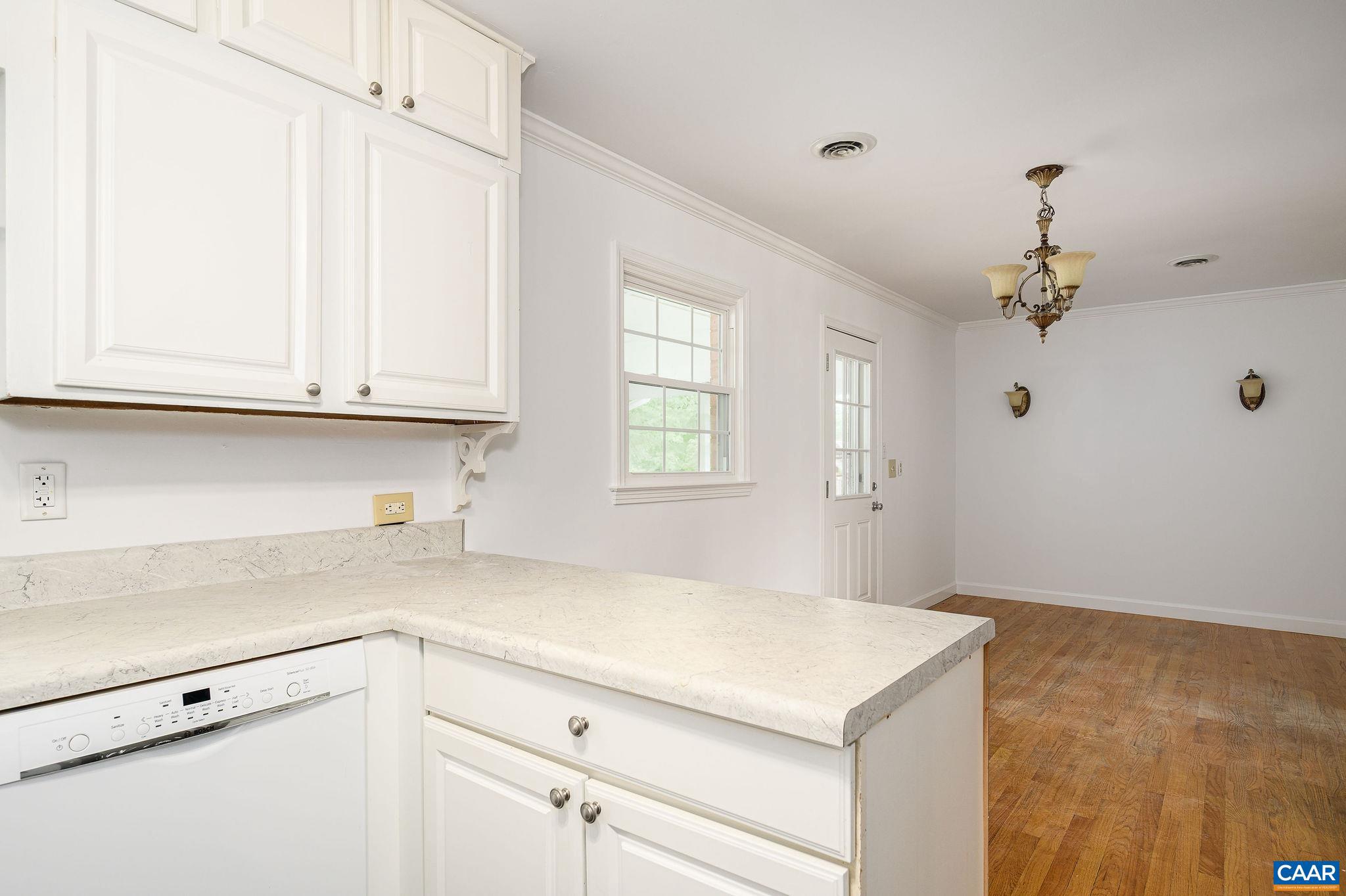 2806 Brookmere Road Charlottesville, VA 22901 - Photo 8 of 27