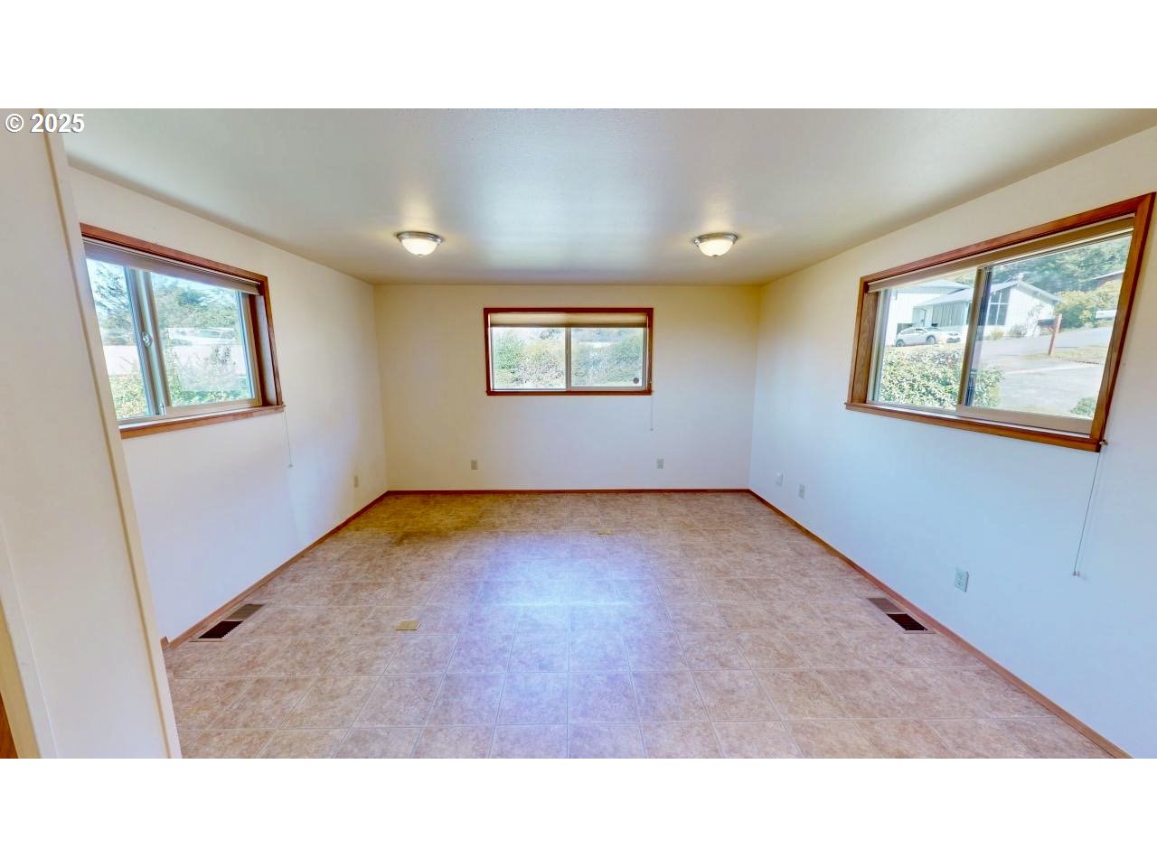 94318 Coldiron Hill Road Gold Beach, OR 97444 - Photo 17 of 35