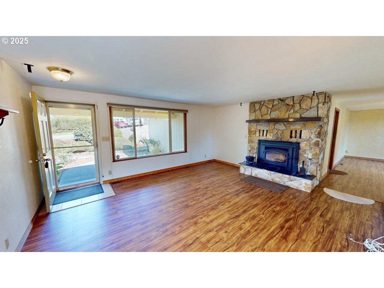 94318 Coldiron Hill Road Gold Beach, OR 97444 - Photo 5 of 35