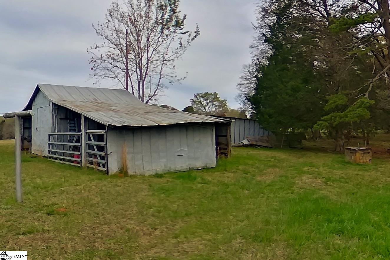 303 Cooper Bridge Road Woodruff, SC 29388 - Photo 21 of 29