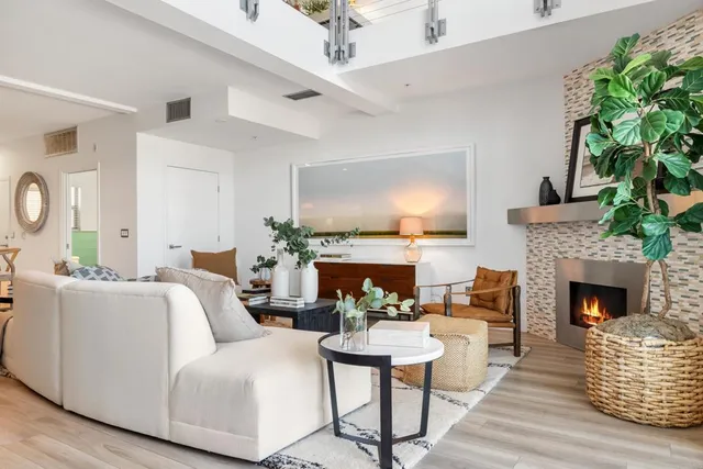 $1,195,000 | 687 South Coast Highway 101, Unit 237, Encinitas, CA 92024