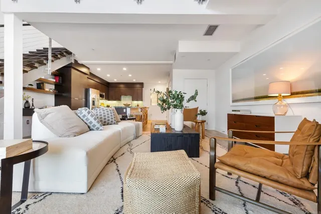 $1,195,000 | 687 South Coast Highway 101, Unit 237, Encinitas, CA 92024