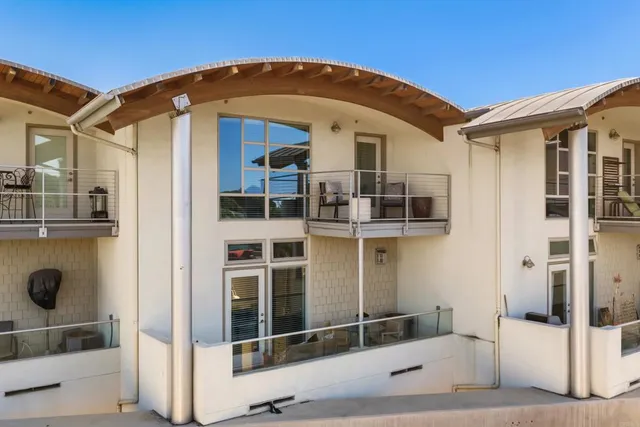 $1,195,000 | 687 South Coast Highway 101, Unit 237, Encinitas, CA 92024