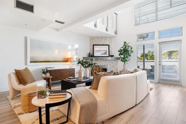 $1,195,000 | 687 South Coast Highway 101, Unit 237, Encinitas, CA 92024