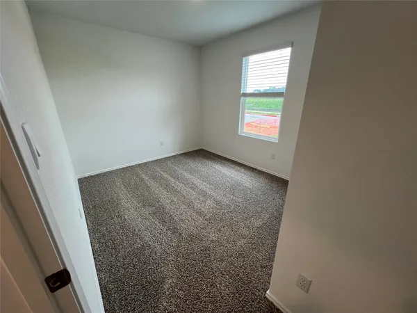 $2,200 | 306 Constanza Trail, Bastrop, TX 78602