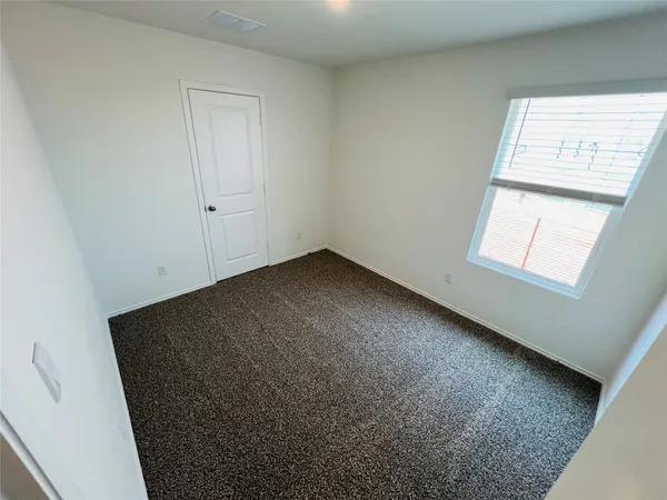 $2,200 | 306 Constanza Trail, Bastrop, TX 78602