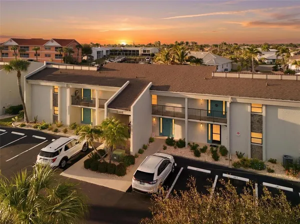 $317,900 | 1433 Mediterranean Drive, Unit E, Punta Gorda, FL 33950