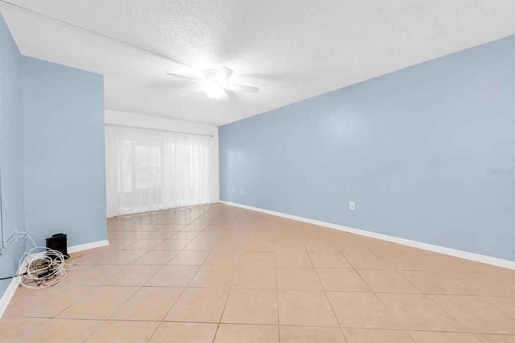 845 Maple Court, Unit 103 Dunedin, FL 34698 - Photo 4 of 27