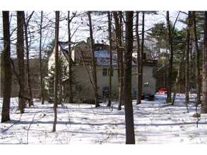 5 B Old Robinson Road, Unit 5 Hudson, NH 03051 - Photo 2 of 7 Gallery Image 2
