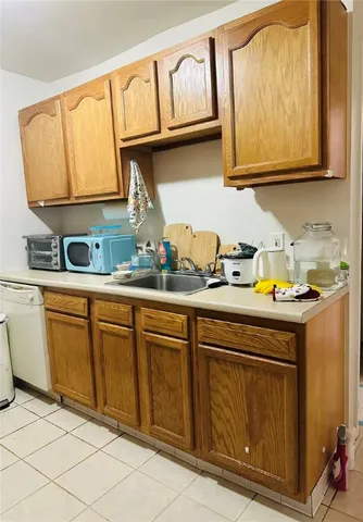 $229,900 | 132 Fordson Avenue, Unit 12, Cranston, RI 02910