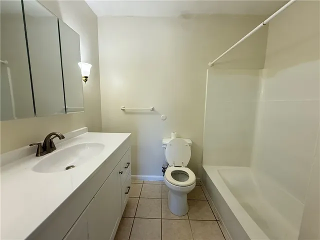 $229,900 | 132 Fordson Avenue, Unit 12, Cranston, RI 02910