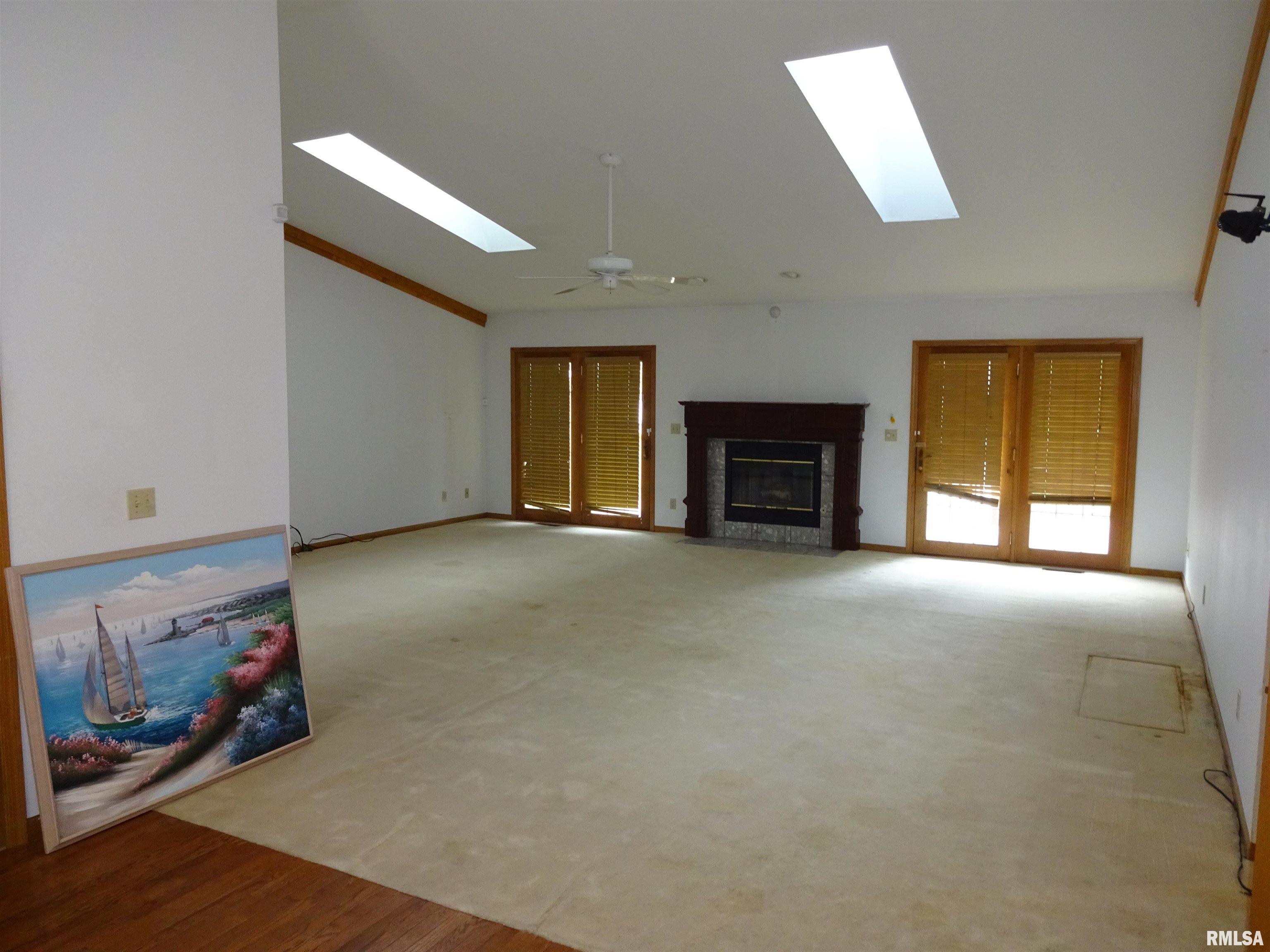 2118 Checkerberry Lane Springfield, IL 62711 - Photo 2 of 15