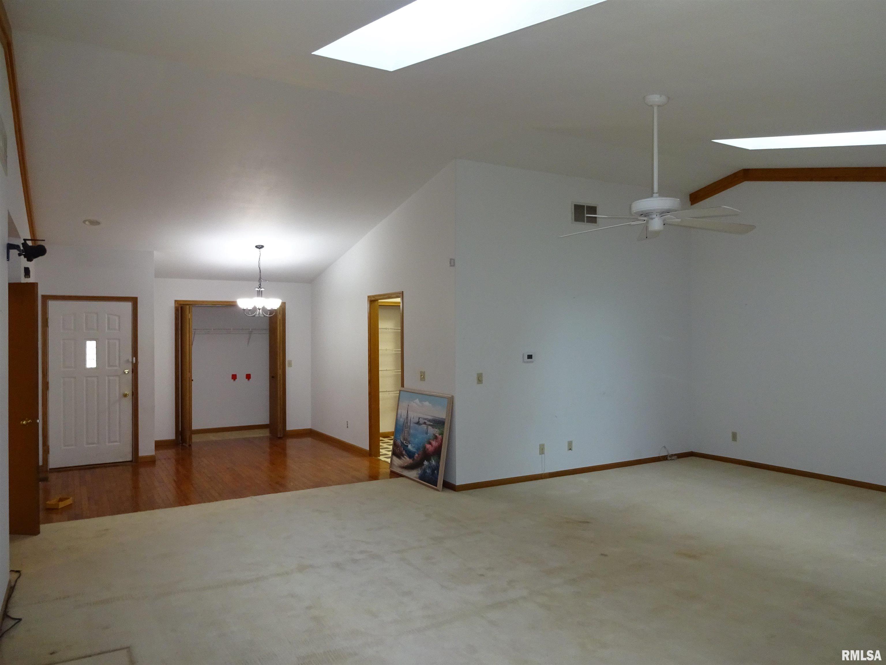 2118 Checkerberry Lane Springfield, IL 62711 - Photo 3 of 15