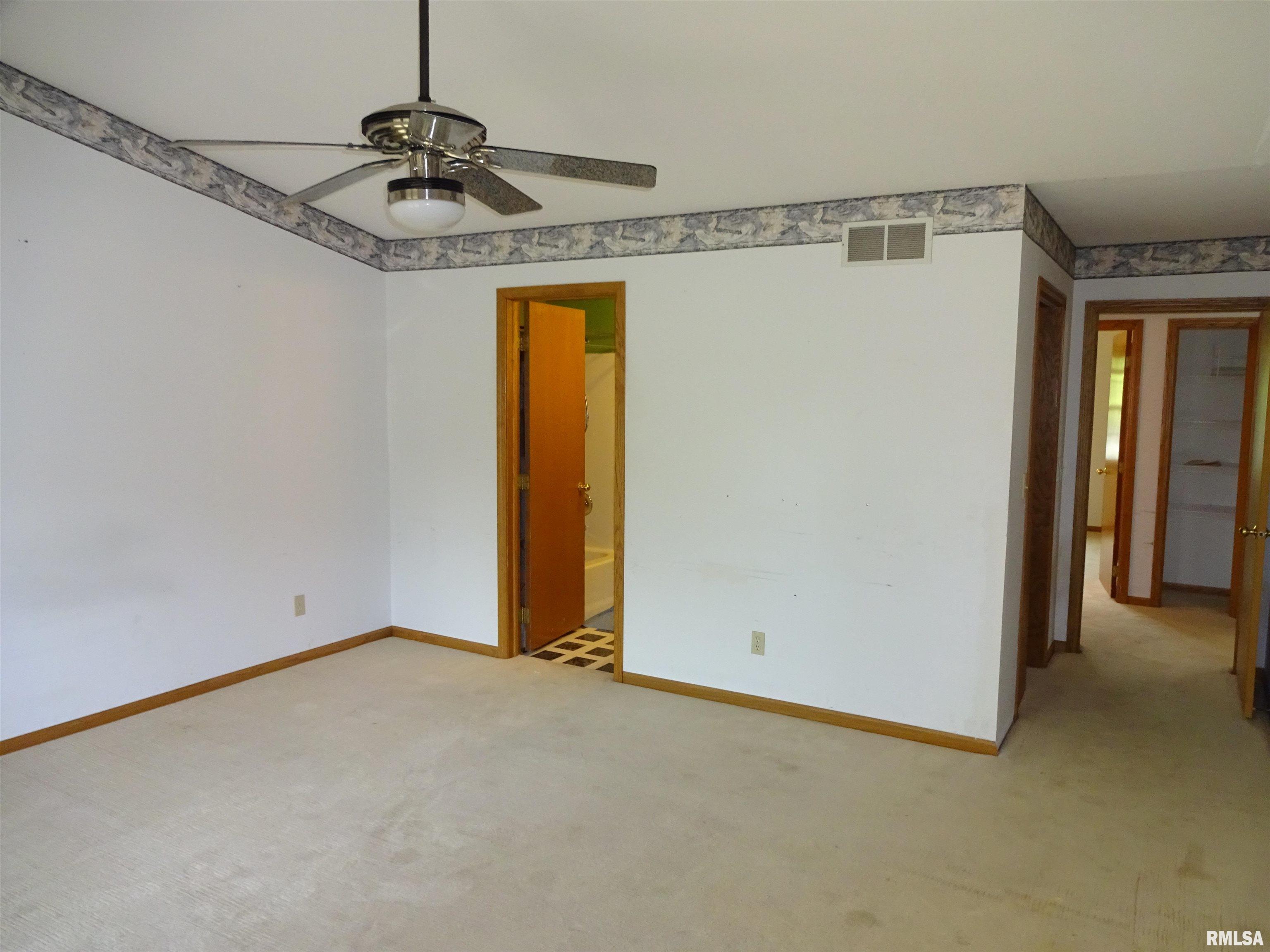 2118 Checkerberry Lane Springfield, IL 62711 - Photo 8 of 15