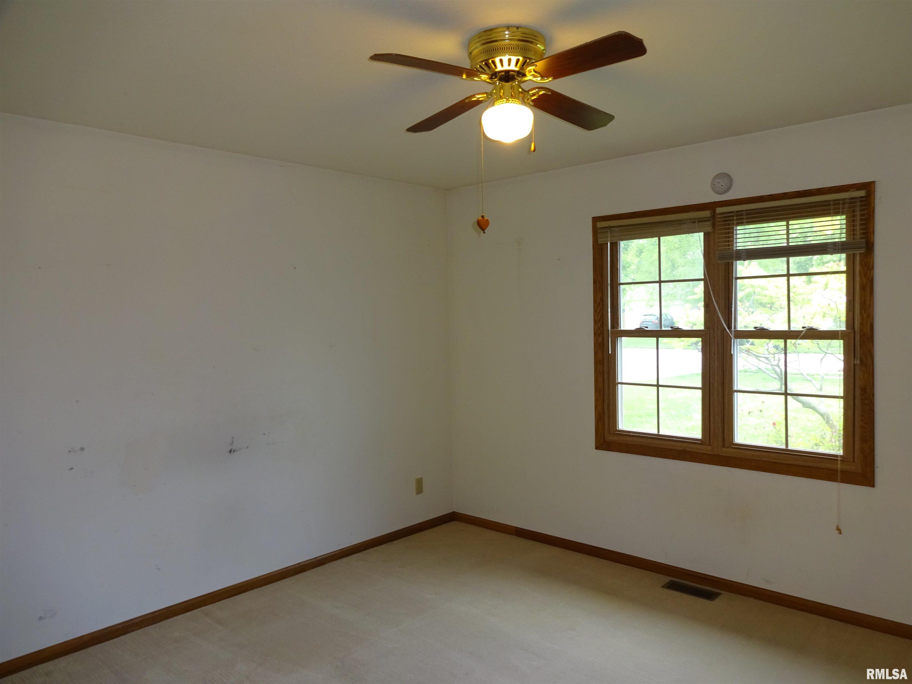 2118 Checkerberry Lane Springfield, IL 62711 - Photo 10 of 15