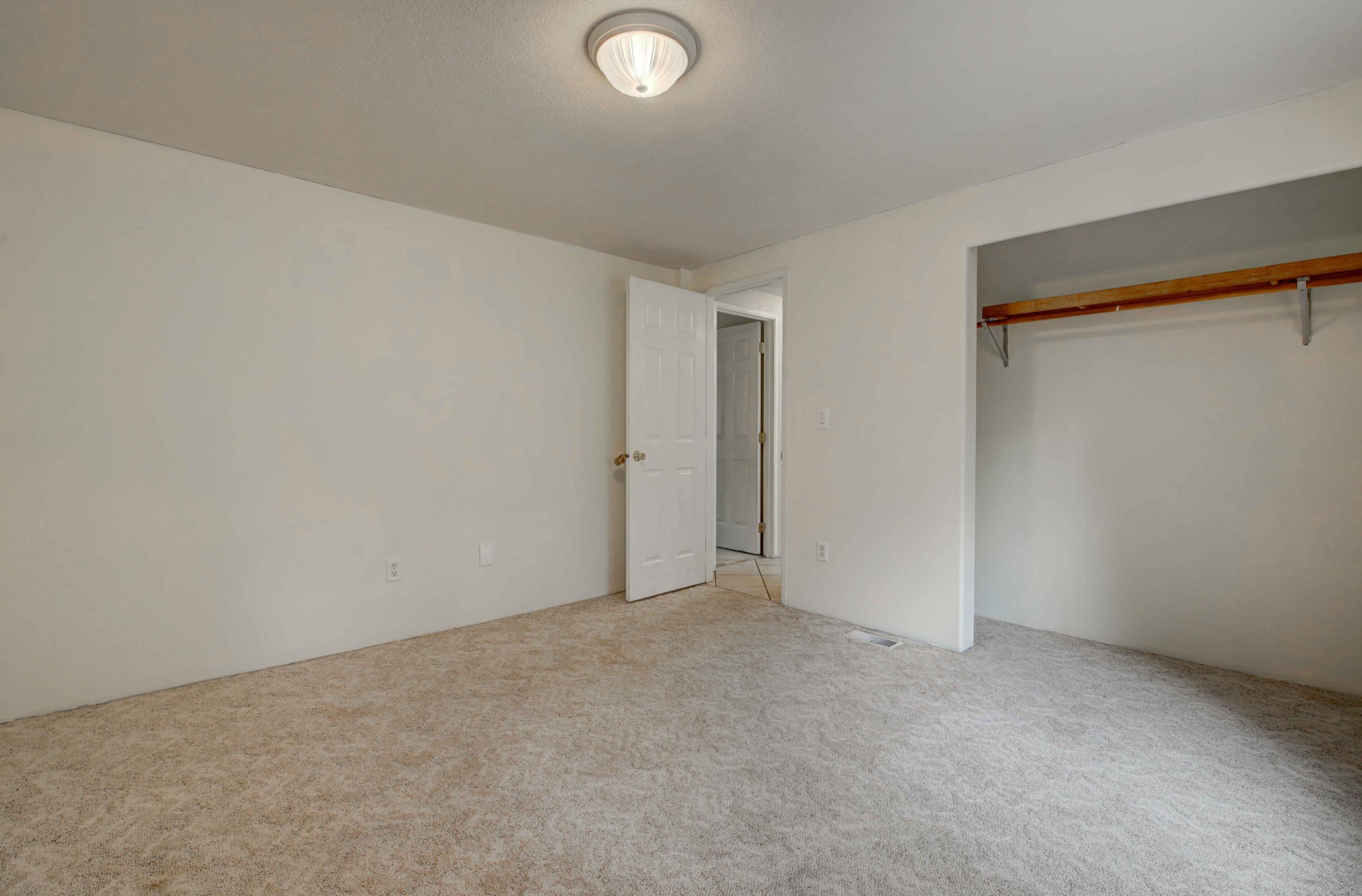 60184 Crater Road Bend, OR 97702 - Photo 18 of 29 60184 Crater Rd-19