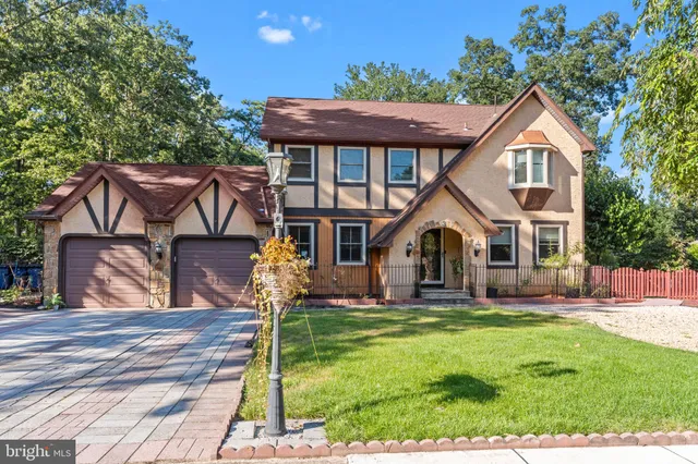 $714,900 | 3 Eastwood Court, Voorhees, NJ 08043