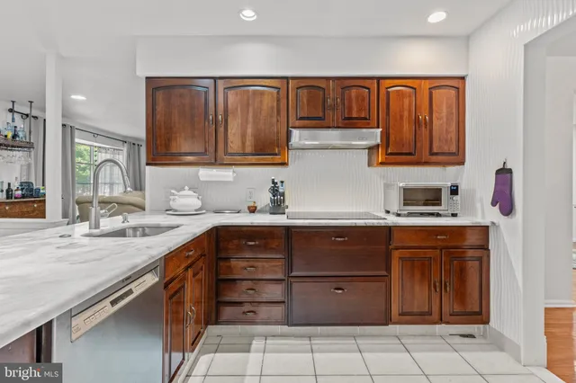 $714,900 | 3 Eastwood Court, Voorhees, NJ 08043