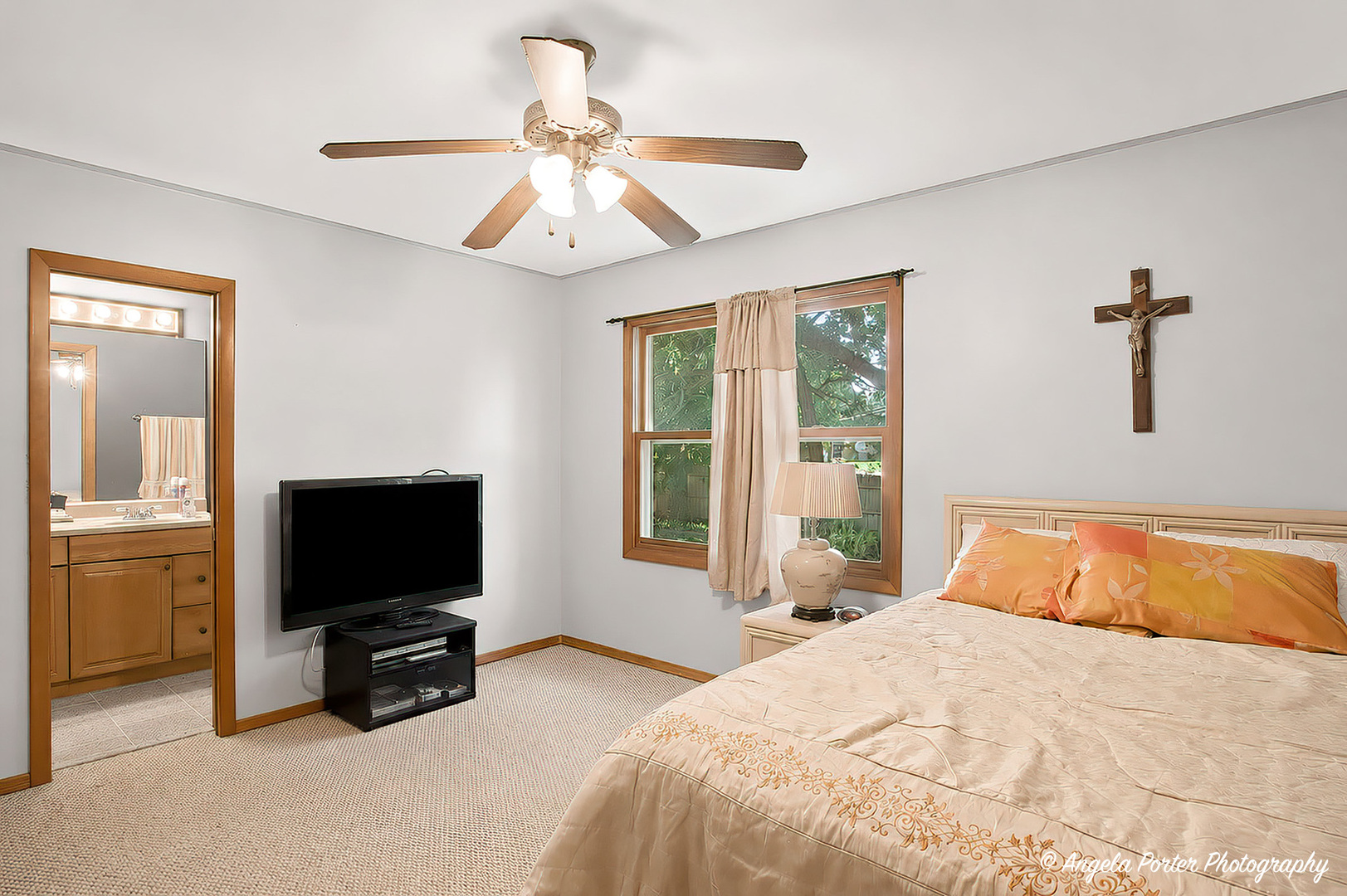 2494 Forest View Road Lindenhurst, IL 60046 - Photo 16 of 29