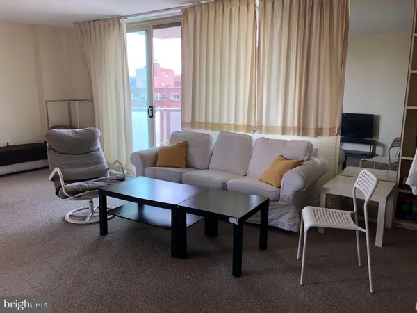 $2,500 | 1 East University Parkway, Unit 1001, Baltimore, MD 21218