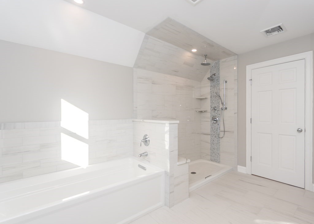 54 Albemarle Road Waltham, MA 02452 - Photo 25 of 30 Gallery Image 25