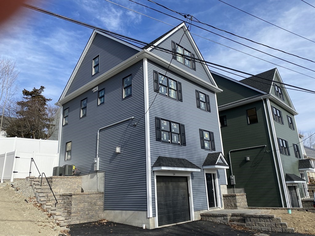 54 Albemarle Road Waltham, MA 02452 - Photo 3 of 30 Gallery Image 3