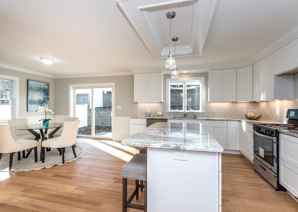 54 Albemarle Road Waltham, MA 02452 - Photo 6 of 30 Gallery Image 6