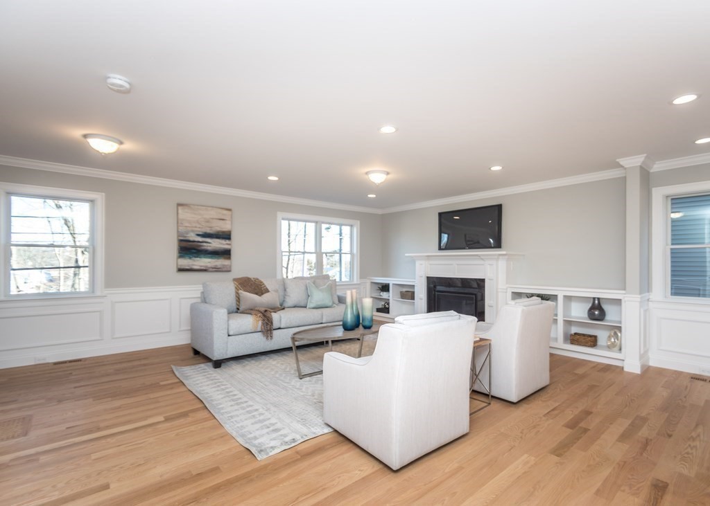 54 Albemarle Road Waltham, MA 02452 - Photo 9 of 30 Gallery Image 9