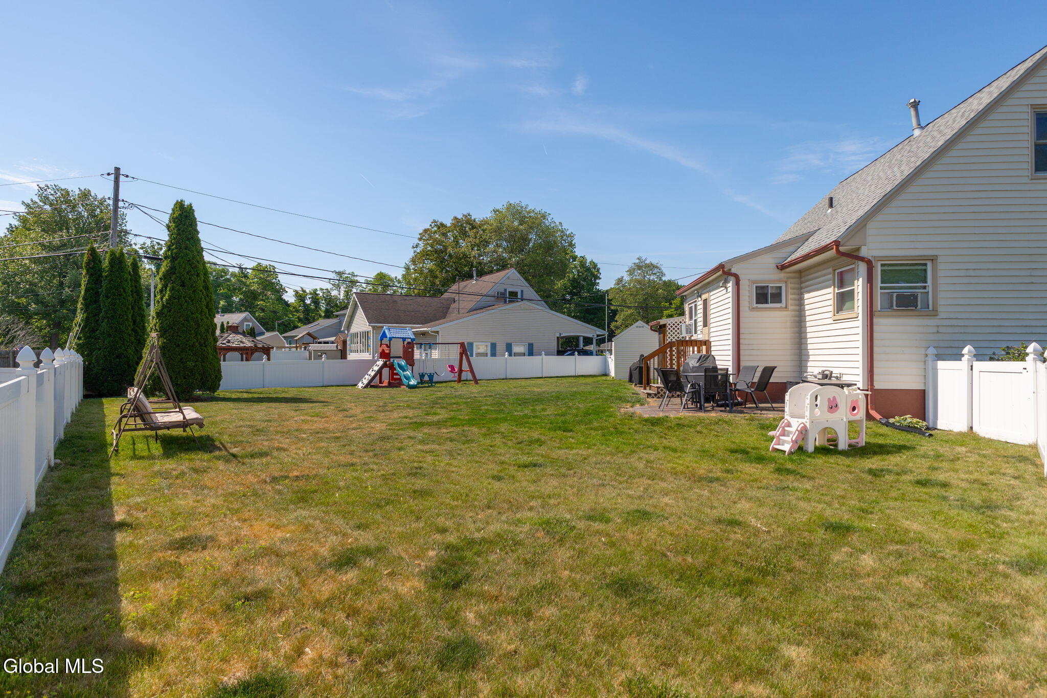 10 Tanglewood Road Colonie, NY 12205 - Photo 33 of 44 44-10Tanglewood_new-103