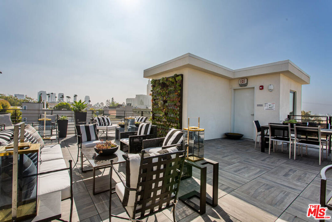 1621 Malcolm Avenue, Unit 101 Los Angeles, CA 90024 - Photo 30 of 34