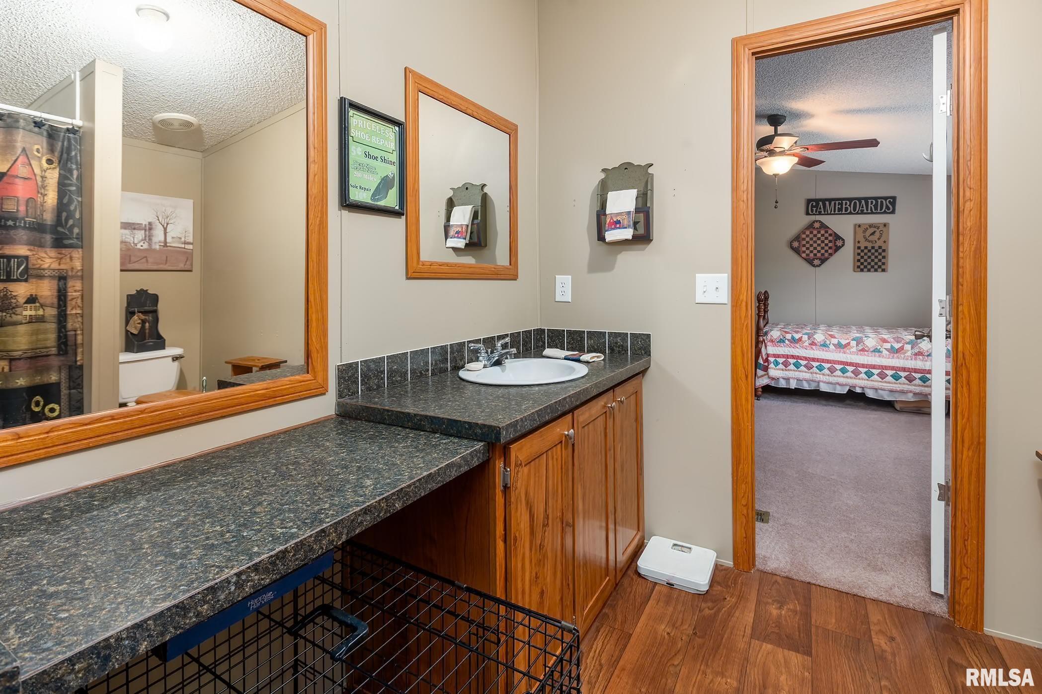 1380 Woolard Road Eldorado, IL 62930 - Photo 27 of 49