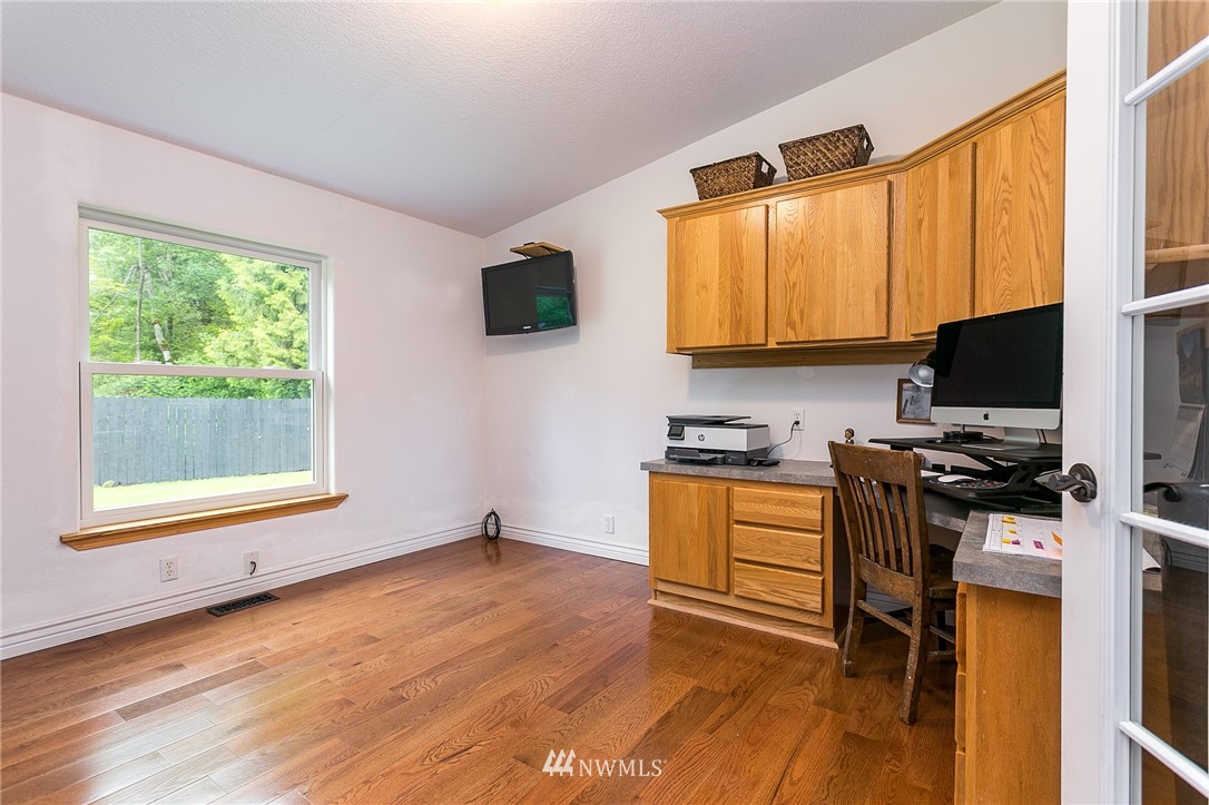 7957 Carson Road Blaine, WA 98230 - Photo 9 of 28