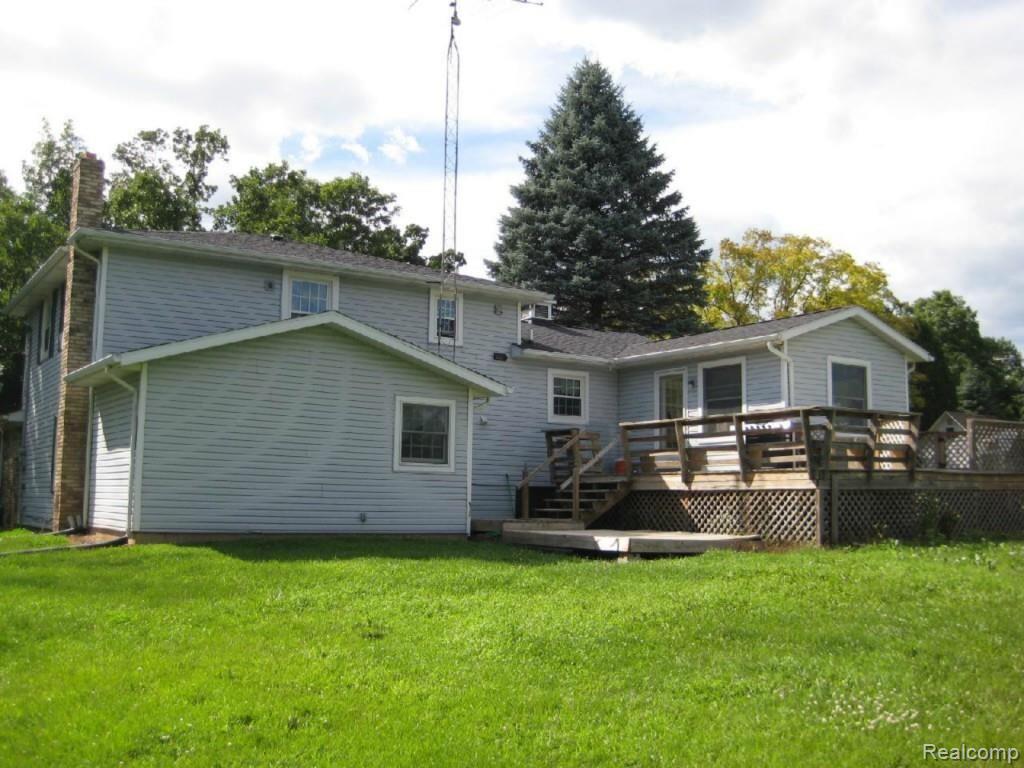 7968 Jordan Road Yale, MI 48097 - Photo 10 of 15 1 Jordan back.jpg