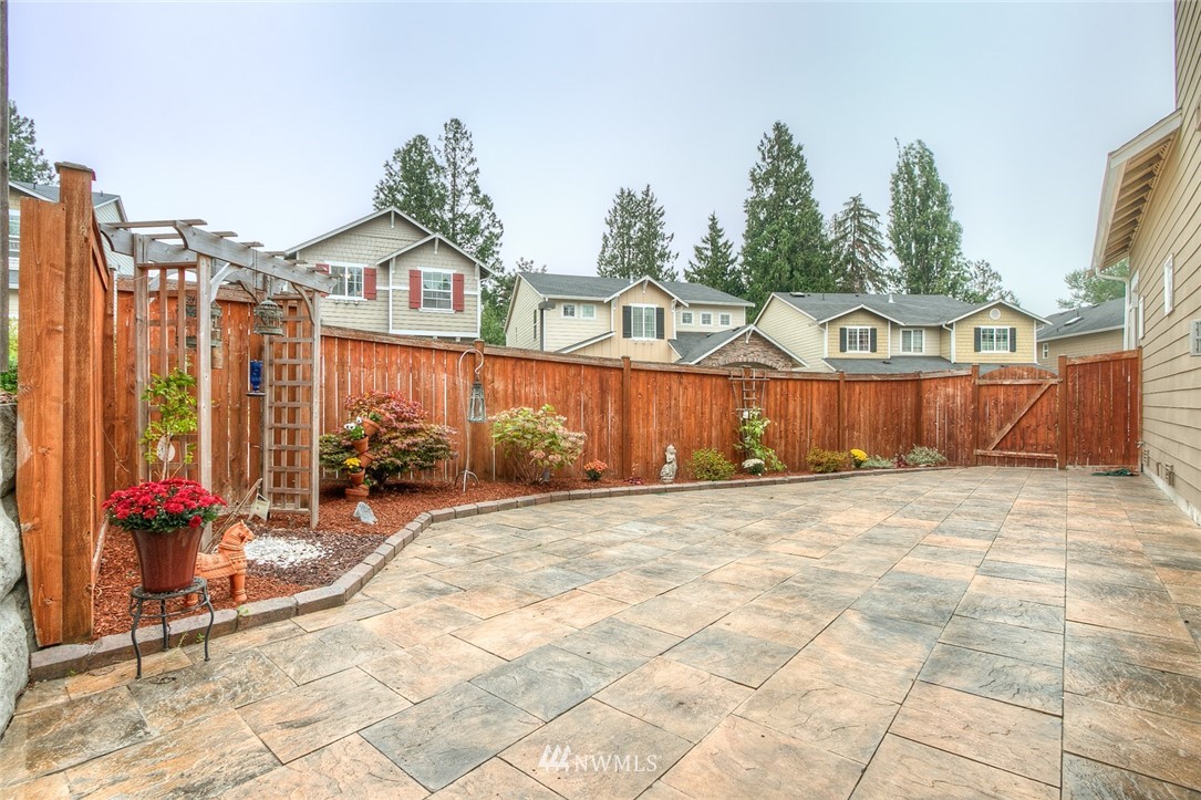 2720 232nd Street Southeast Bothell, WA 98021 - Photo 23 of 25