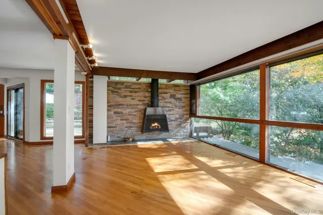 $975,000 | 309 Scarborough Road, Briarcliff Manor, NY 10510