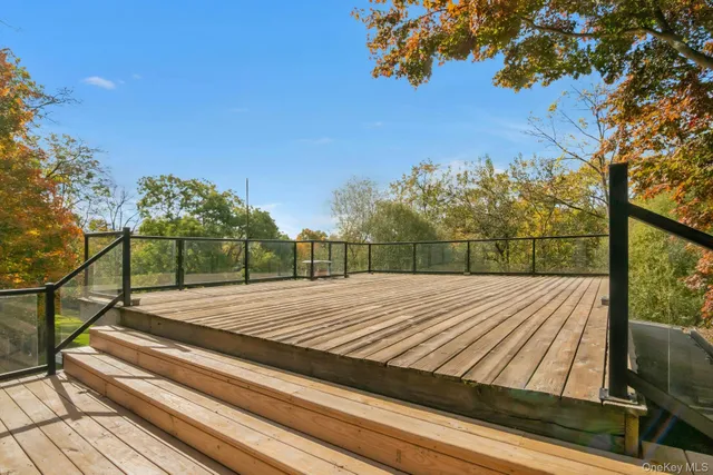 $975,000 | 309 Scarborough Road, Briarcliff Manor, NY 10510