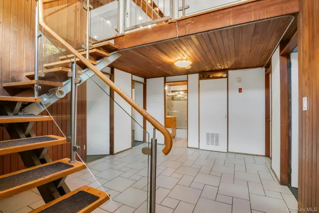 $975,000 | 309 Scarborough Road, Briarcliff Manor, NY 10510