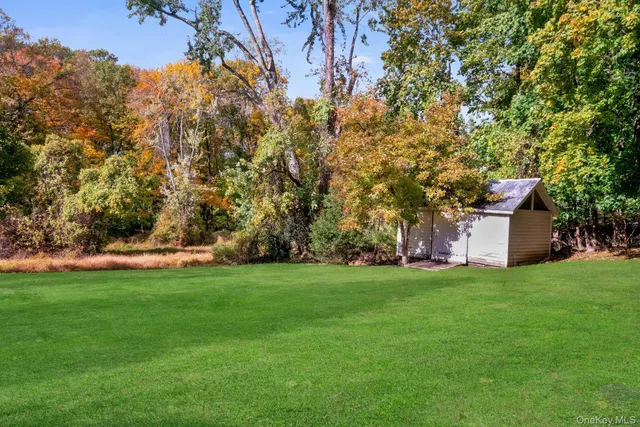 $975,000 | 309 Scarborough Road, Briarcliff Manor, NY 10510