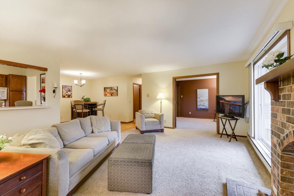 320 Ford Road, Unit 8 St. Louis Park, MN 55426 - Photo 6 of 30 Gallery Image 6