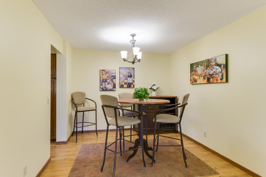 320 Ford Road, Unit 8 St. Louis Park, MN 55426 - Photo 8 of 30 Gallery Image 8