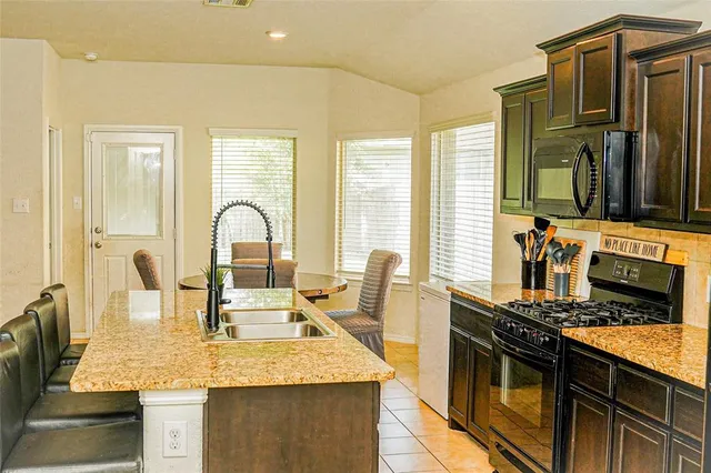 $315,000 | 553 Vickie Street, Crowley, TX 76036